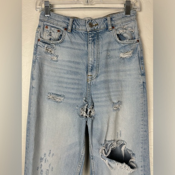 Zara The 90s Full Length Jeans Light Wash Distress Flare Hi Rise Raw Hem 2 0083 - Picture 4 of 9